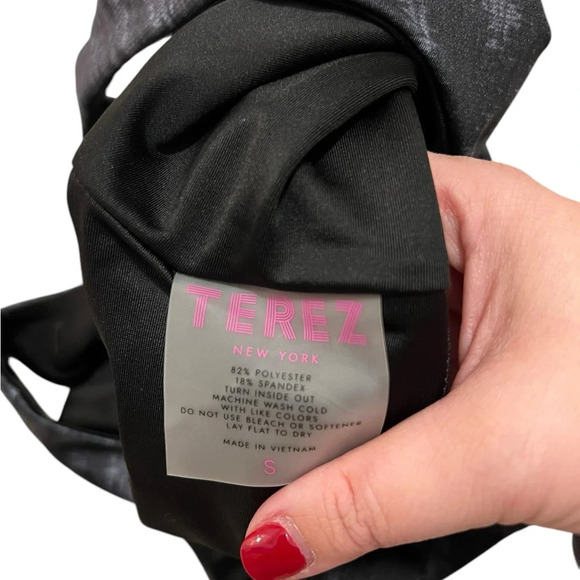 NWOT Terez Show Your Stripes Hi-Shine Sports Bra size S - Picture 5 of 5